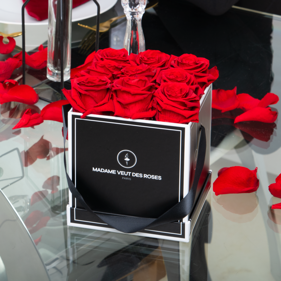 Comment envoyer un message d’amour avec 4 fleurs éternelles ?