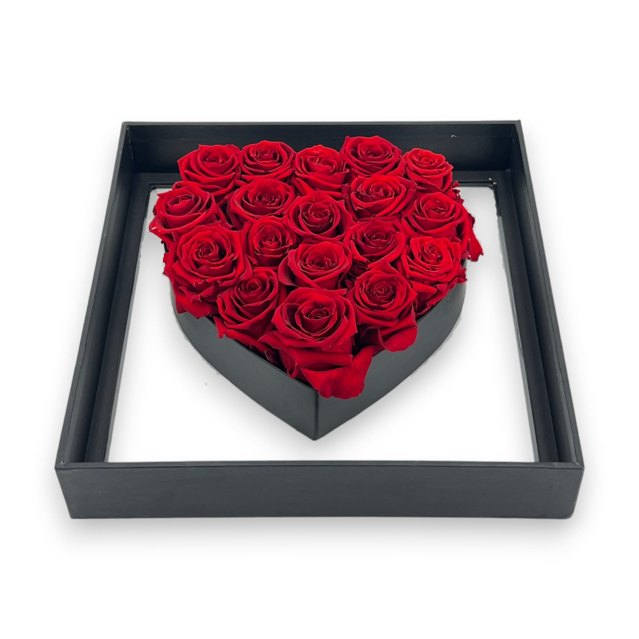 Boîte de 18 roses éternelles cadre coeur Ø30cm